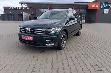 Внедорожник / Кроссовер Volkswagen Tiguan 2019 в Черновцах
