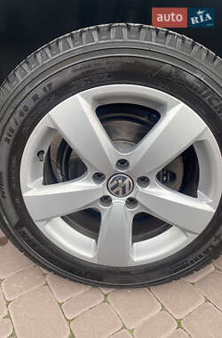 Внедорожник / Кроссовер Volkswagen Tiguan 2010 в 