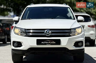 Внедорожник / Кроссовер Volkswagen Tiguan 2013 в 