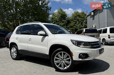 Внедорожник / Кроссовер Volkswagen Tiguan 2013 в 