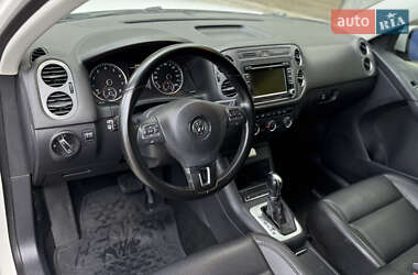 Внедорожник / Кроссовер Volkswagen Tiguan 2013 в 