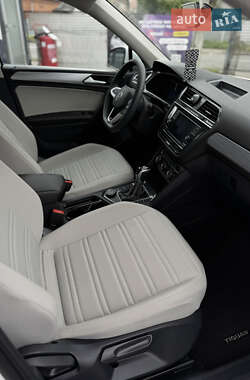 Внедорожник / Кроссовер Volkswagen Tiguan 2022 в 