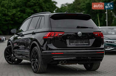 Внедорожник / Кроссовер Volkswagen Tiguan 2020 в 