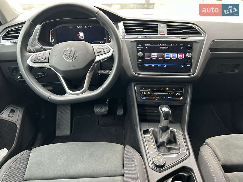 Внедорожник / Кроссовер Volkswagen Tiguan 2021 в Киеве фото 17 Внедорожник / Кроссовер Volkswagen Tiguan 2021 в Киеве