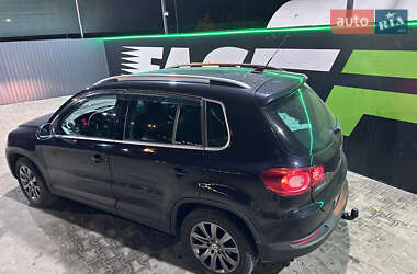 Внедорожник / Кроссовер Volkswagen Tiguan 2008 в 