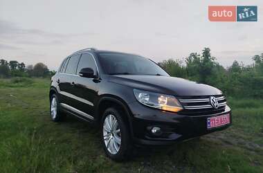 Позашляховик / Кросовер Volkswagen Tiguan 2015 в Козятині