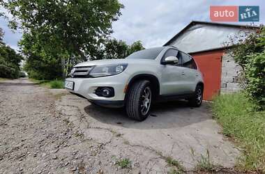 Внедорожник / Кроссовер Volkswagen Tiguan 2011 в Кривом Роге