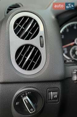 Позашляховик / Кросовер Volkswagen Tiguan 2013 в 