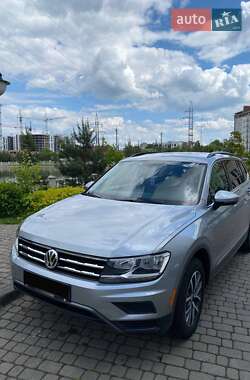 Позашляховик / Кросовер Volkswagen Tiguan 2020 в Івано-Франківську