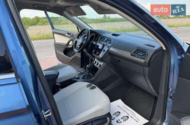 Позашляховик / Кросовер Volkswagen Tiguan 2019 в 