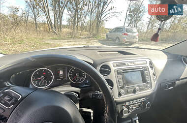 Внедорожник / Кроссовер Volkswagen Tiguan 2014 в 