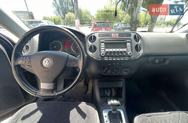 Внедорожник / Кроссовер Volkswagen Tiguan 2008 в 