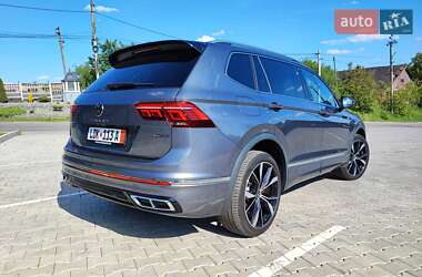 Внедорожник / Кроссовер Volkswagen Tiguan 2021 в 