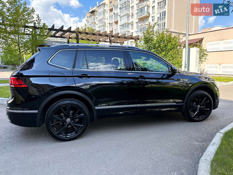 Позашляховик / Кросовер Volkswagen Tiguan 2023 в Києві