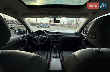 Позашляховик / Кросовер Volkswagen Tiguan 2019 в 