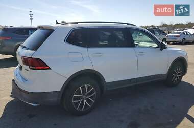 Внедорожник / Кроссовер Volkswagen Tiguan 2019 в 