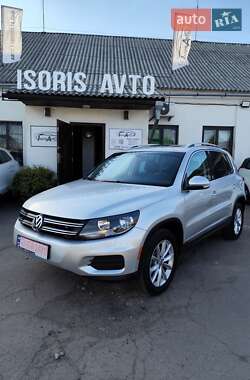 Позашляховик / Кросовер Volkswagen Tiguan 2017 в Чернігові
