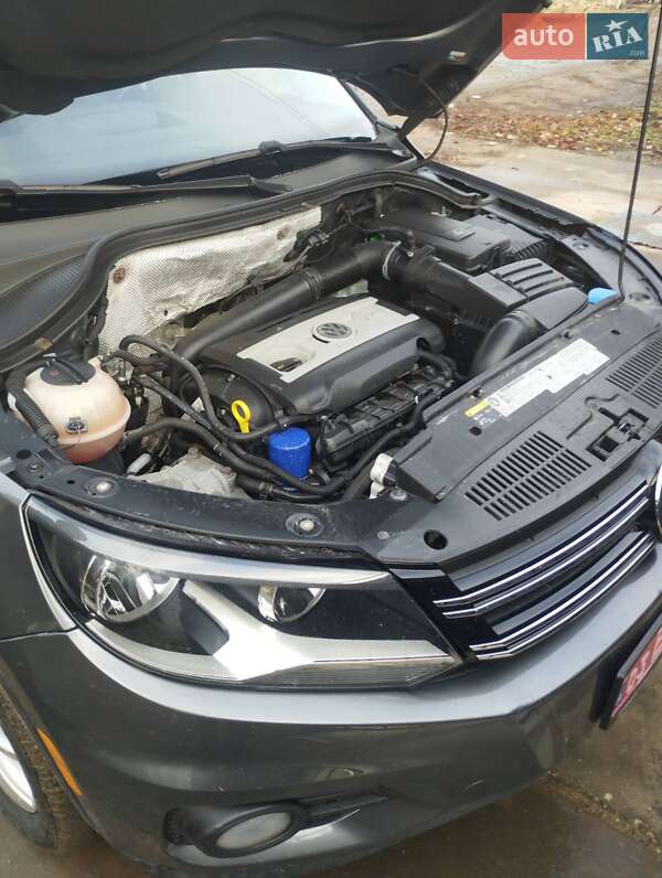 Внедорожник / Кроссовер Volkswagen Tiguan 2014 в Кривом Роге