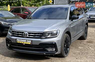Позашляховик / Кросовер Volkswagen Tiguan 2020 в Львові