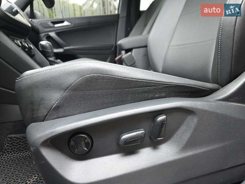 Внедорожник / Кроссовер Volkswagen Tiguan 2020 в Львове