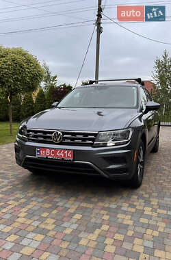 Внедорожник / Кроссовер Volkswagen Tiguan 2019 в 