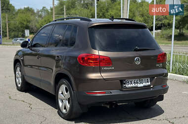 Внедорожник / Кроссовер Volkswagen Tiguan 2011 в 
