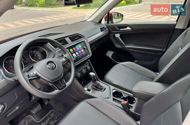 Внедорожник / Кроссовер Volkswagen Tiguan 2019 в 