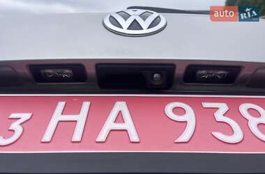 Позашляховик / Кросовер Volkswagen Tiguan 2020 в 