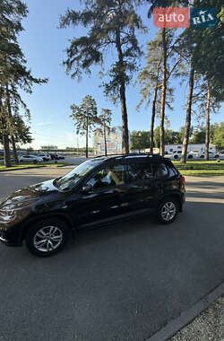 Позашляховик / Кросовер Volkswagen Tiguan 2013 в Харкові