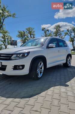 Позашляховик / Кросовер Volkswagen Tiguan 2012 в Києві