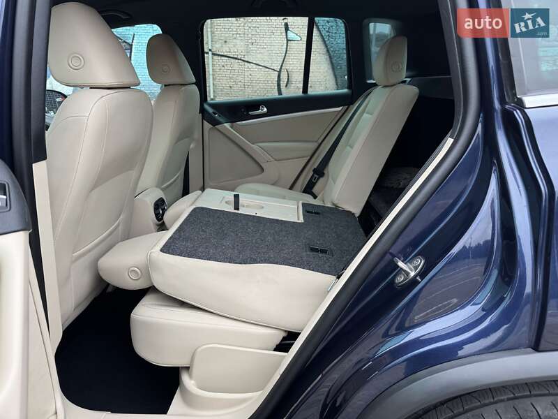 Позашляховик / Кросовер Volkswagen Tiguan 2016 в Луцьку