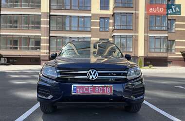 Внедорожник / Кроссовер Volkswagen Tiguan 2015 в Чернигове