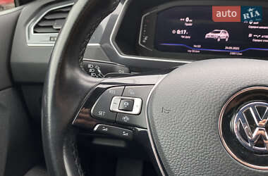 Внедорожник / Кроссовер Volkswagen Tiguan 2020 в 
