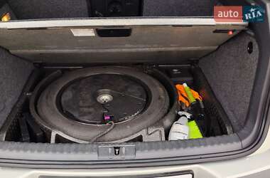 Позашляховик / Кросовер Volkswagen Tiguan 2014 в 