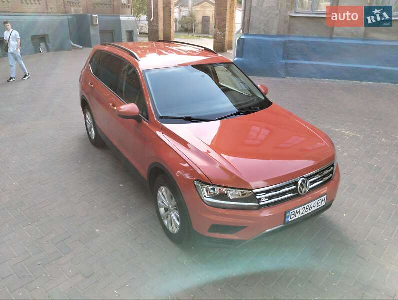 Позашляховик / Кросовер Volkswagen Tiguan 2019 в Сумах