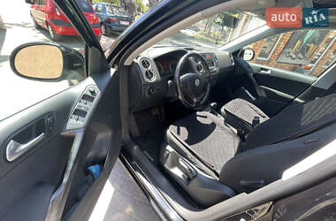 Внедорожник / Кроссовер Volkswagen Tiguan 2008 в 