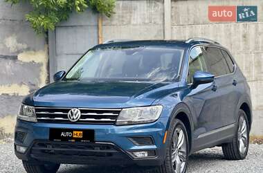 Внедорожник / Кроссовер Volkswagen Tiguan 2019 в 