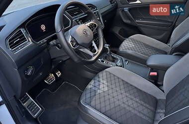 Позашляховик / Кросовер Volkswagen Tiguan 2023 в 