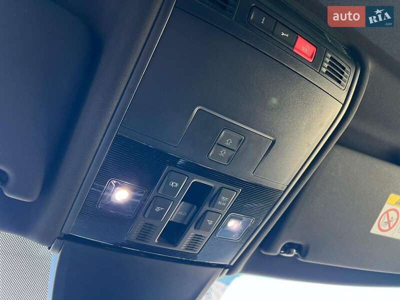 Внедорожник / Кроссовер Volkswagen Tiguan 2020 в Ужгороде