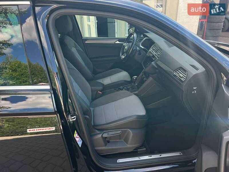 Внедорожник / Кроссовер Volkswagen Tiguan 2020 в Ужгороде