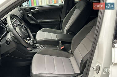 Внедорожник / Кроссовер Volkswagen Tiguan 2020 в 