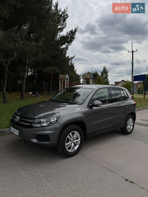 Внедорожник / Кроссовер Volkswagen Tiguan 2013 в Львове