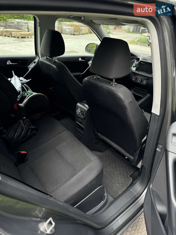 Внедорожник / Кроссовер Volkswagen Tiguan 2013 в Львове