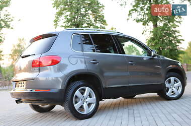 Позашляховик / Кросовер Volkswagen Tiguan 2014 в 