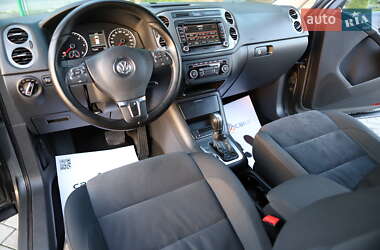 Позашляховик / Кросовер Volkswagen Tiguan 2014 в 