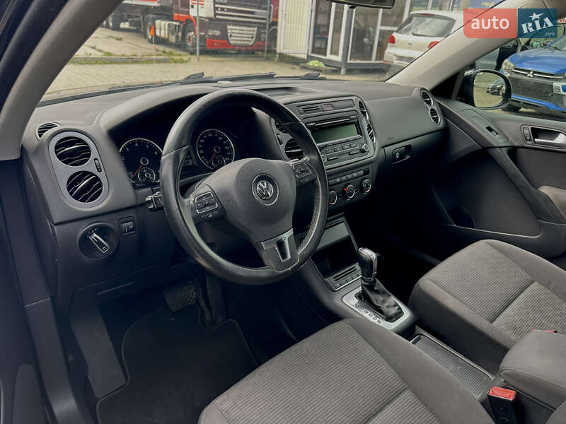 Внедорожник / Кроссовер Volkswagen Tiguan 2012 в Львове