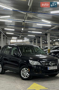 Внедорожник / Кроссовер Volkswagen Tiguan 2011 в Одессе