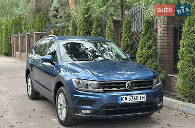 Позашляховик / Кросовер Volkswagen Tiguan 2018 в Києві
