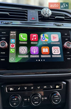 Внедорожник / Кроссовер Volkswagen Tiguan 2019 в 