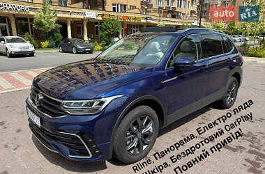 Позашляховик / Кросовер Volkswagen Tiguan 2022 в Києві